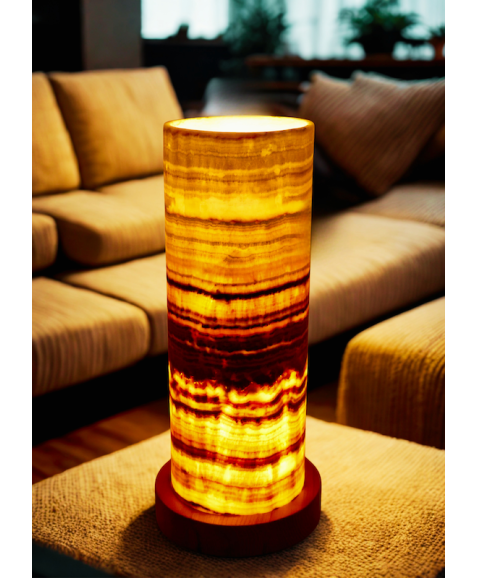 Lampa z onyksu – naturalna lampa z kamienia - Oświetlenie dekoracyjne